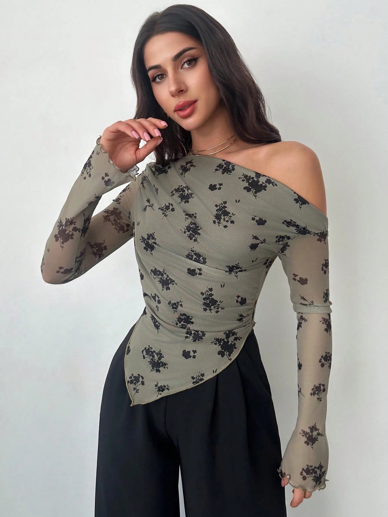 Firerie Women'S Asymmetrical Hem T-Shirt