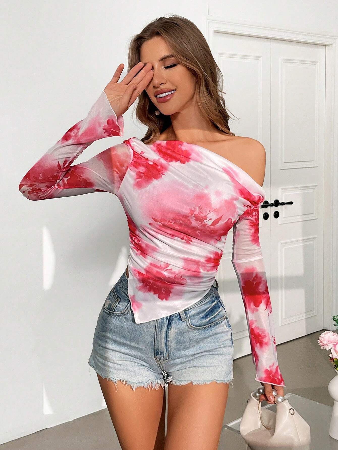 Firerie Women'S Asymmetrical Hem T-Shirt