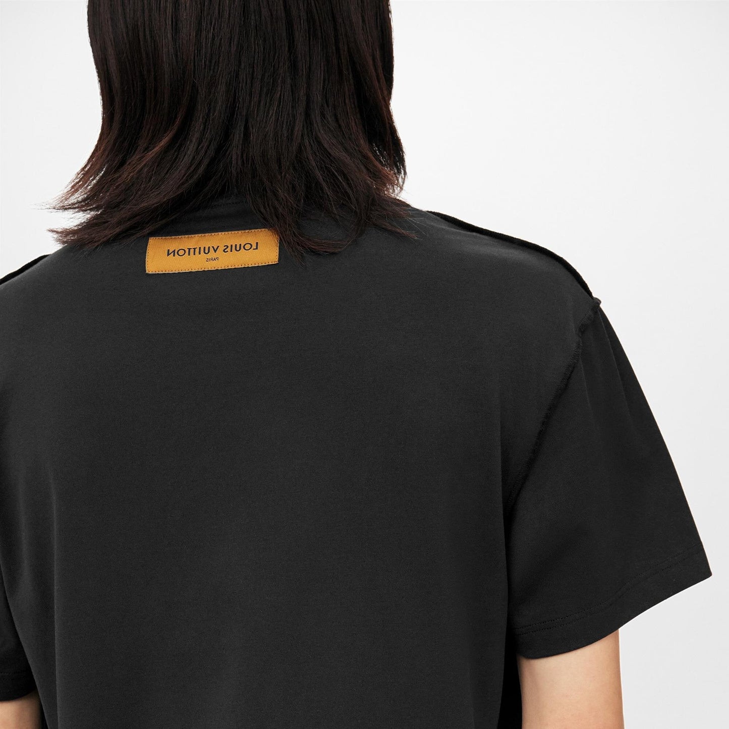 LOUIS VUITTON CRAFTMANSHIP BLACK T-SHIRT