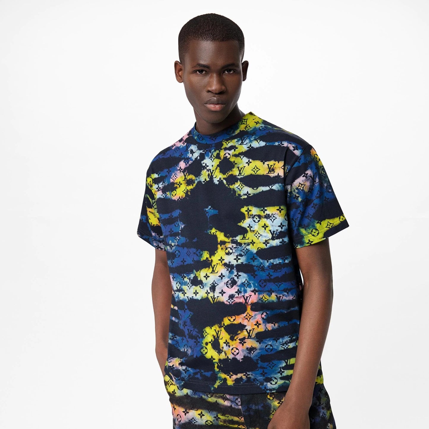 LOUIS VUITTON MONOGRAM TIE & DYE MULTICOLOR PRINTED T-SHIRT