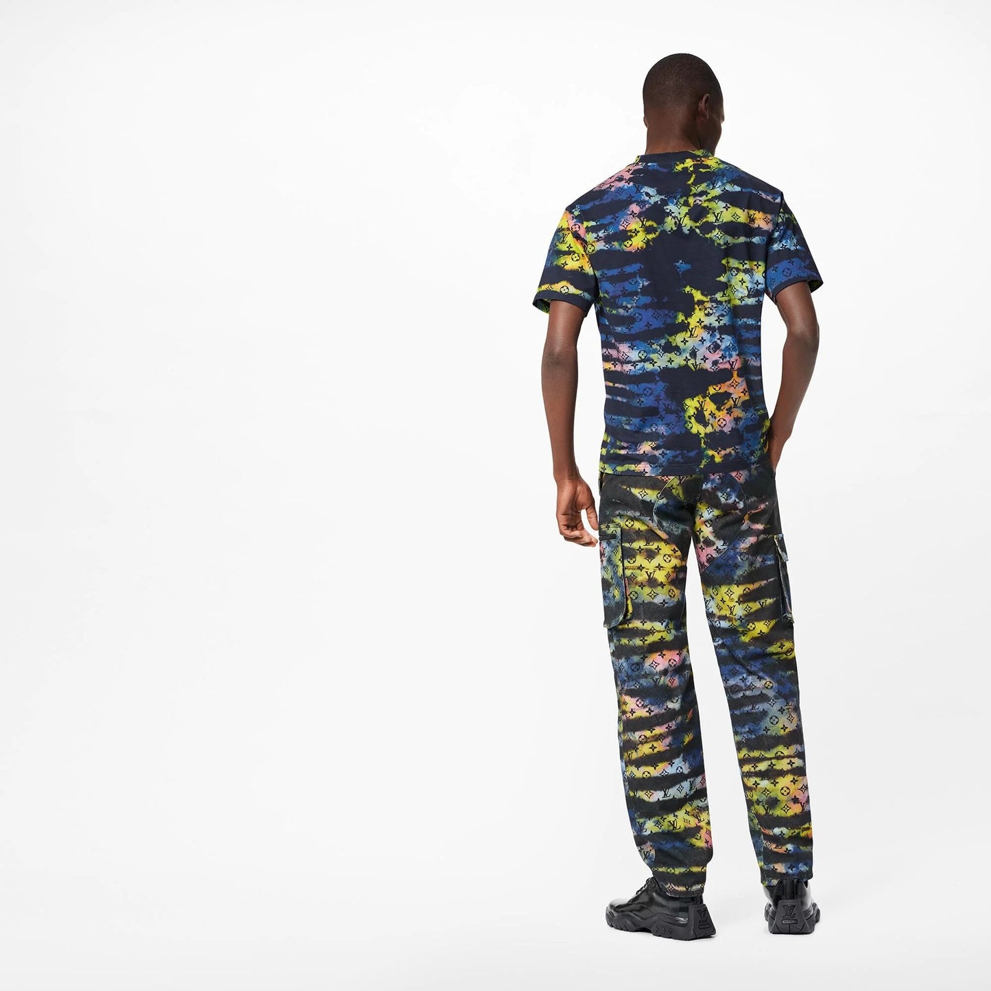 LOUIS VUITTON MONOGRAM TIE & DYE MULTICOLOR PRINTED T-SHIRT